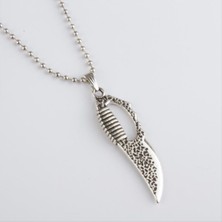 Bıçak Figürlü Metal Kolye