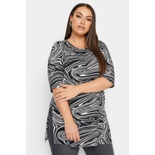 Büyük Beden Bisiklet Yaka Yarım Kollu Yırtmaç Detaylı Desenli T-Shirt 302945