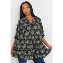 Büyük Beden Yarım Kollu Çentik Yaka Desenli Bluz 321991