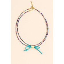 Renkli Boncuklu Fiyonk Detaylı Bohem Kolye – El Yapımı Ayarlanabilir Zincirli