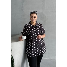 Büyük Beden Önü Düğmeli Kısa Kollu Puantiye Desenli Gömlek 303460