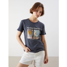 Lc Waikiki Yeni Sezon Bisiklet Yaka Baskılı Kadın Tişört