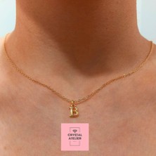 Crystal Atelier Altın Kaplama Üç Boyutlu Minimal B Harf Kolye – Kişiye Özel Baş Harf Kadın Kolye – Şık, Zarif ve Parlak Tasarım – Paslanmaz Çelik Gold Harf Kolye Hediye Seçeneği – 3 Boyutlu Harf Kolye