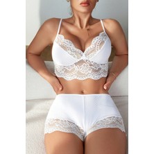 İmoda Kadın Beyaz Gecelik Takım Dantel Detaylı ve Kaşkorse Materyal ile Şık ve Rahat