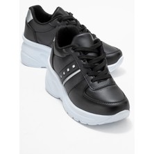 Kadın Spor Ayakkabı; Siyah Beyaz Taban