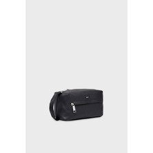 Boss Logolu Bilek Askılı Çanta 50537003 001 Casual Stil ve Günlük Kullanım İçin Şık Görünüm