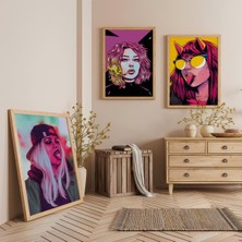 Ahşap Çerçeveli Pembe Çizim ve Genç Kızlar Üçlü Ahşap Tablo Seti