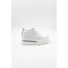 Kriste Bell Bağcıklı Taş Detaylı Yüksel Taban Kadın Spor Ayakkabı K25 0075 - Beyaz