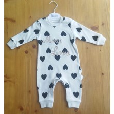 Mini Love Kalp Desenli, Nakışlı Pamuk Bebek Tulum – Uzun Kollu