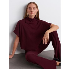 32239 Asimetrik Kesim Boğazlı Top-Bordo