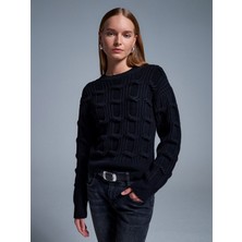 10825 Kabartma Detaylı Triko Kazak-Siyah