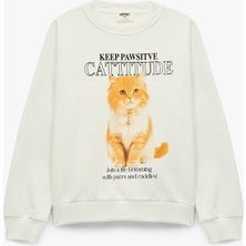 Pamuklu Uzun Kollu Bisiklet Yaka Kedi Baskılı Sweatshirt
