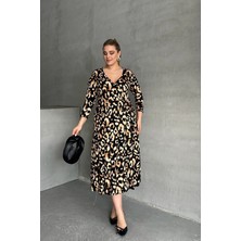 Büyük Beden Yarım Kollu V Yaka Kemer Detaylı Leopar Desenli Elbise 100-92