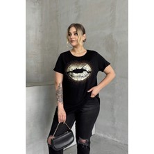 Büyük Beden Kısa Kollu Bisiklet Yaka Taş Işlemeli T-Shirt 302264
