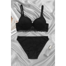 Siyah Dantelli Push Up Sütyen Takımı