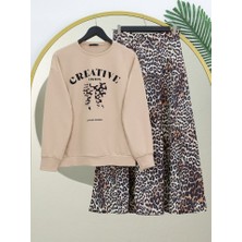 Yuvarlak Yaka Fiyonk Baskılı Leopar Etekli Takım -Bej