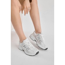 Tonny Black Kadın Beyaz Gümüş Yüksek Faylon Taban Fileli Desenli Spor Ayakkabı