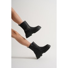 Tonny Black Kadın Siyah Kalın Eva Taban Kemer Toka Detaylı Fermuarlı Bot