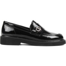 Kadın Siyah Tokalı Kalın Tabanlı Rugan Deri Loafer