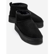 Veyra Siyah Süet Hakiki Deri Kürklü Platform Tabanlı Kadın Mini Bot