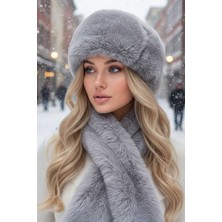 Uniquetrenders Kadın Kışlık Vegan Kürk Peluş Kalpak Şapka ve Atkı Seti