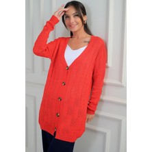 Kadın V Yaka Önü Düğmeli Rahat Kalıp Merserize Hırka