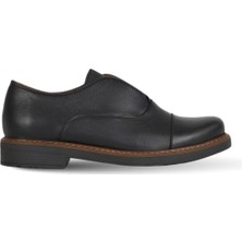 Bueno Shoes Siyah Deri Kadın Az Topuklu Ayakkabı 01WF2200 01WF2200