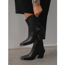 April Siyah Hakiki Deri Kadın Bot