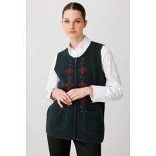 Desen Triko Kadın Sıfır Yaka Önü Nakış Işlemeli Yün Yelek 25001 Yeşil