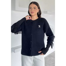 Kadın Broş Detaylı Sırt Fistolu Yumoş Triko Ceket P-00018362