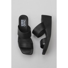 Bueno Shoes Siyah Deri Kadın Dolgu Topuklu Terlik 01WY2409 01WY2409