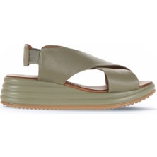 Bueno Shoes Haki Deri Kadın Dolgu Topuklu Sandalet 01WY5703 01WY5703