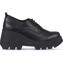 Bueno Shoes Siyah Deri Kadın Dolgu Topuklu Ayakkabı 01WZ8400 01WZ8400