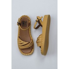 Bueno Shoes Sarı Deri Kadın Düz Sandalet 01WY9110 01WY9110