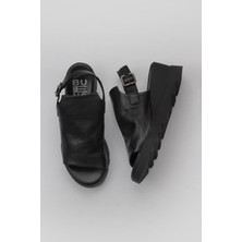 Bueno Shoes Siyah Deri Kadın Dolgu Topuklu Sandalet 01WY8603 01WY8603