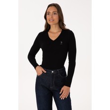 U.S. Polo Assn. Kadın Siyah Basic V Yaka Kazak 50307712-VR046