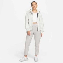 Nike Swift Storm Fıt  Yağmura ve Rüzgara Dayanıklı Oversize ( Bol Kesim ) Jacket Kadın Mont - FB7492-110