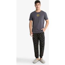 DeFacto Batman Pijama Takımı Regular Fit Kısa Kollu Üst Uzun Alt D2604AX25AU