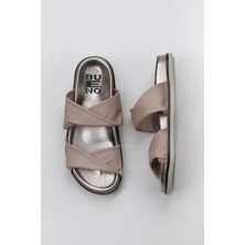 Bueno Shoes Gri Deri Kadın Düz Terlik 01WU5831 01WU5831
