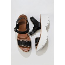 Bueno Shoes Siyah Deri Kadın Dolgu Topuklu Sandalet 01WS7700 01WS7700