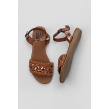 Bueno Shoes Taba Parlak Deri Kadın Düz Sandalet 01WU7449 01WU7449
