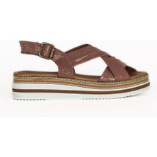 Bueno Shoes Kahverengi Simli Deri Kadın Düz Sandalet 01WU0403 01WU0403