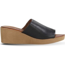 Bueno Shoes Siyah Deri Kadın Dolgu Topuklu Terlik 01WE3903 01WE3903