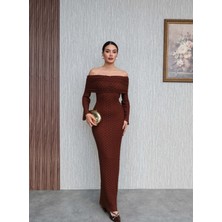 Esra Helvacı Kayık Yaka Dantelli Elbise