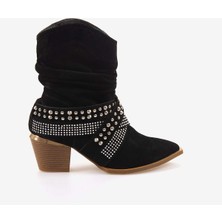 Kemal Tanca   Kadın Bot 26-103152K