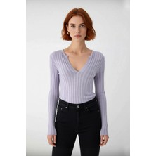 Ersefa Kadın Ince Triko Kaçık V Yaka Fitilli Fitted Kazak Modeli Günlük Rahat ve Modern Kombinler Için