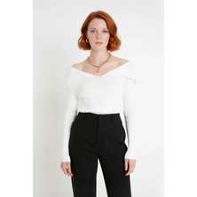 Ersefa Kadın Şık Devrik Yaka Fitilli Triko Üst Fitted Kesim Uzun Kol Crop Model Ilkbahar Sonbahar