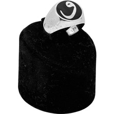 Oya Silver Yuvarlak Siyah Mineli Vav Harfi Gümüş Erkek Yüzük
