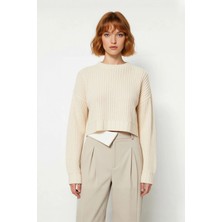 Ersefa Kadın Bordo Oversize Kesim Fitilli Triko Crop Kazak Uzun Kollu Bisiklet Yaka Günlük Şıklık