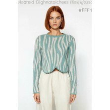 Ersefa Kadın Fashion Forward Akrilik Regular Kalıp Crop Boy Uzun Kol Hayvan Desenli Triko Kazak Kaliteli